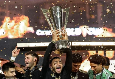 المكسيك تهزم أمريكا 2-1 وتفوز بالكأس الذهبية للمرة العاشرة