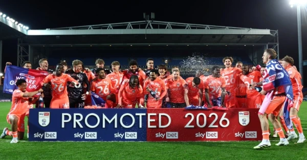 نهاية اللعنة.. كيف عاد كوفنتري سيتي للدوري الإنجليزي بعد غياب 25 سنة؟