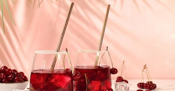 دراسة: عصير الكرز الحامض يعزز جودة النوم