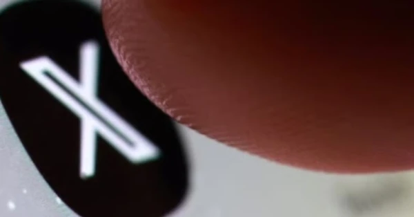 تغييرات مفاجئة في اشتراكات إكس تثير الجدل