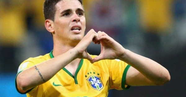 أوسكار يعتزل الكرة.. تعرف على مرض 