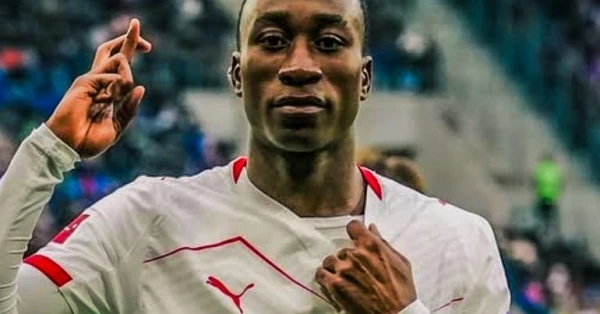 من هو يان ديوماندي؟ مرشح كلوب لخلافة محمد صلاح في ليفربول