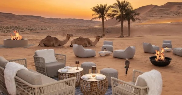 الإقامة في المنتجعات الصحراوية: هدوء بطابع مختلف
