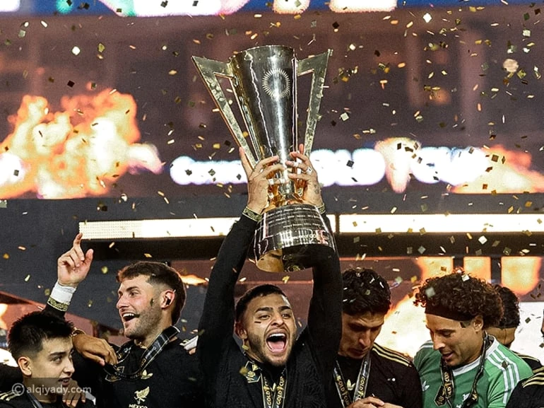 المكسيك تهزم أمريكا 2-1 وتفوز بالكأس الذهبية للمرة العاشرة