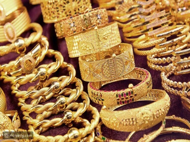 تراجع أسعار الذهب في مصر اليوم السبت 11 أبريل 2026