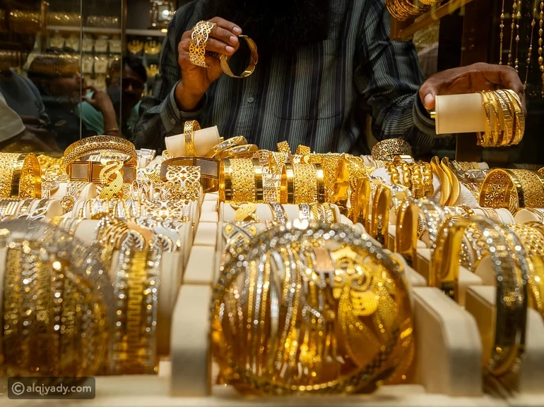 أسعار الذهب اليوم الاثنين في مصر.. عيار 21 يسجل 7450 جنيهًا بالصاغة