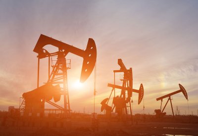 العقود الآجلة لخام برنت تنخفض إلى 67.36 دولار للبرميل