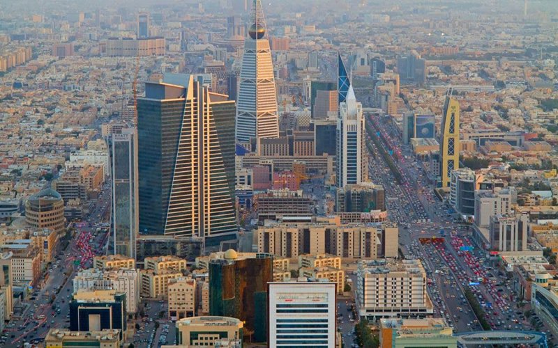 المركزي السعودي: نتوقع تعافيا "إيجابيا" لاقتصاد المملكة هذا العام