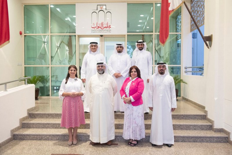 خدمات النواب تشيد بدور الصحافة الوطنية في دعم المسيرة التنموية الشاملة