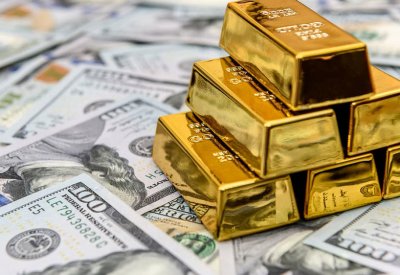 الذهب ينتعش من أدنى مستوياته في أسبوعين والأنظار على اجتماع ترامب وزيلينسكي