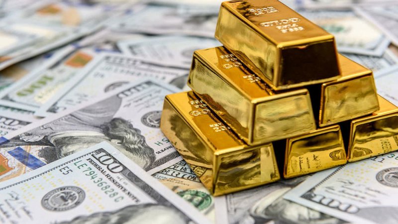 الذهب ينتعش من أدنى مستوياته في أسبوعين والأنظار على اجتماع ترامب وزيلينسكي