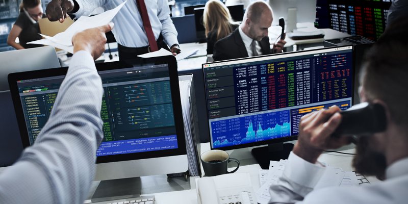 ارتفاع المؤشرات الرئيسية في وول ستريت في افتتاح التعاملات