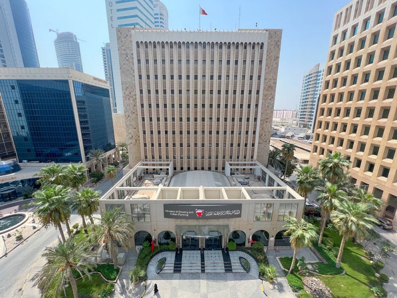 شطب طلبات إسكانية ورفع الأقساط على عدد من المواطنين