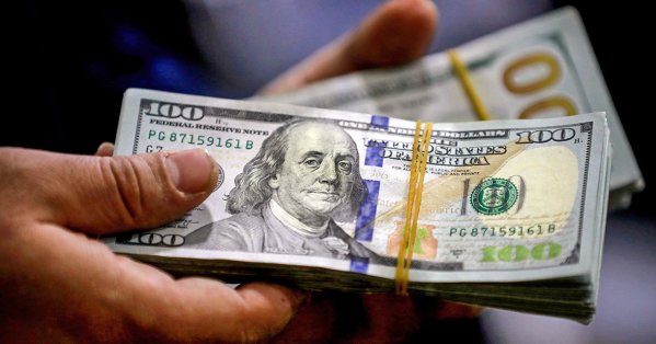 الدولار يتجه لمكاسب أسبوعية مع جمود محادثات أميركا وإيران