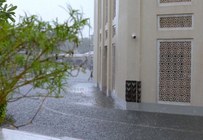 خط طوارئ لاستقبال طلبات الصرف الصحي والأمطار تابع لـ "الأشغال"