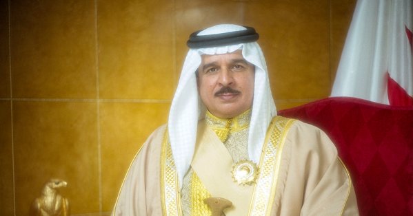 جلالة الملك المعظم يهنىء رئيس وأعضاء غرفة تجارة وصناعة البحرين بمناسبة انتخابهم 