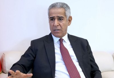 سلمان: تجربتنا نموذج مشرف للمسيرة الديمقراطية والتجربة البرلمانية والتنمية الشاملة