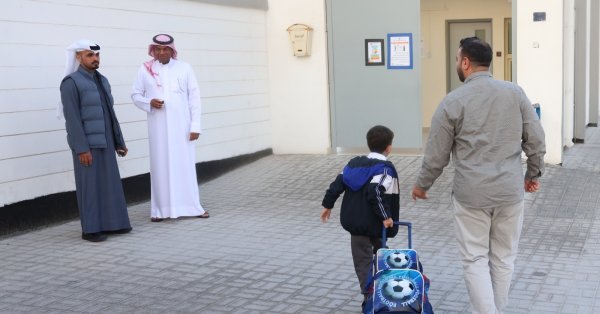 مقيمة تناشد قبول ابنتها بمدرسة حكومية بعد استنزاف ميزانيتها بالتعليم الخاص