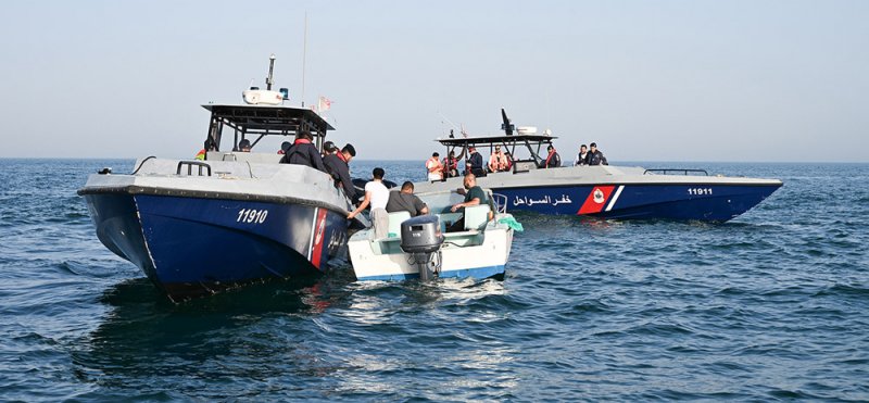 خفر السواحل يدعو مرتادي البحر إلى توخي الحذر بسبب الرياح الشديدة