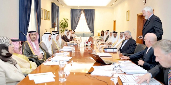 محمد بن مبارك: مسيرة تطوير التعليم حققت العديد من الإنجازات