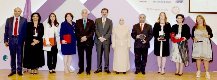 المرأة البحرينية نجحت في الوصول إلى مختلف المناصب