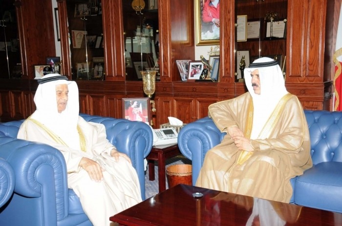 النعيمي يطلع المستشار سيف على تطوير التعليم 
