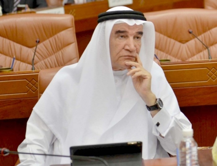 سرحان ل “البلاد”: لتخفيض مكافآت الشوريين والنواب