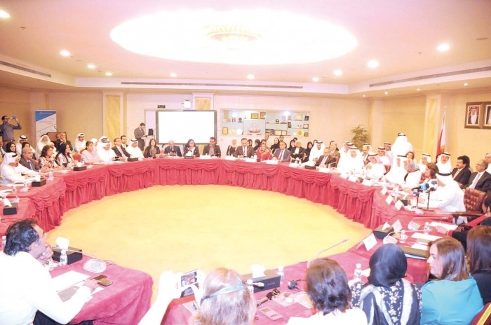  وزير الصناعة: إطلاق مركز دعم المؤسسات الصغيرة والمتوسطة نهاية العام