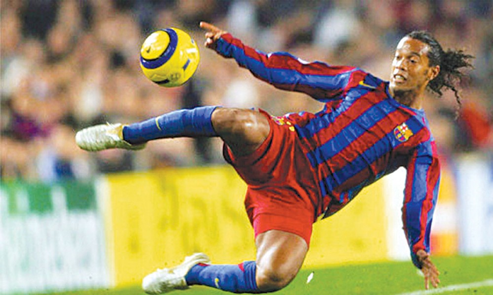 رونالدينيو ساعد برشلونة لكسر هيمنة الريال  