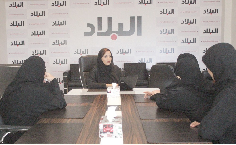 لا تمديد لعقود 62 موظفة مؤقتة في “البلديات"