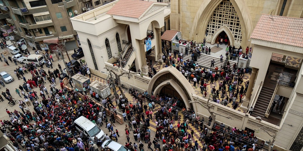 مصر تشيع ضحايا كنيستي طنطا والإسكندرية