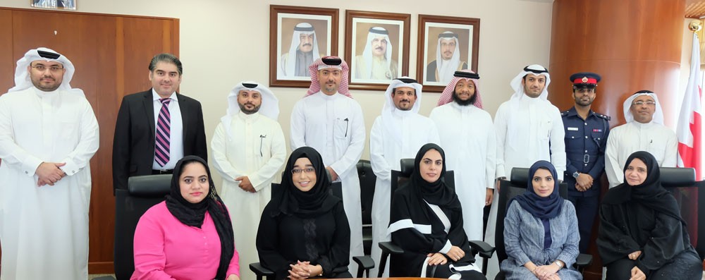 مجلس المناقصات والمزايدات يدعو عدد من الجهات لتشكيل فريق عمل للنظر في بعض الإجراءات وأساليب العمل
