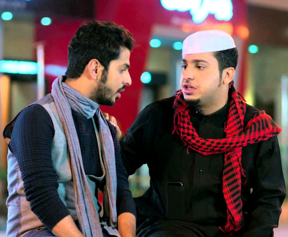 فيصل العيسى يكشف سر نجاح “شباب البومب”