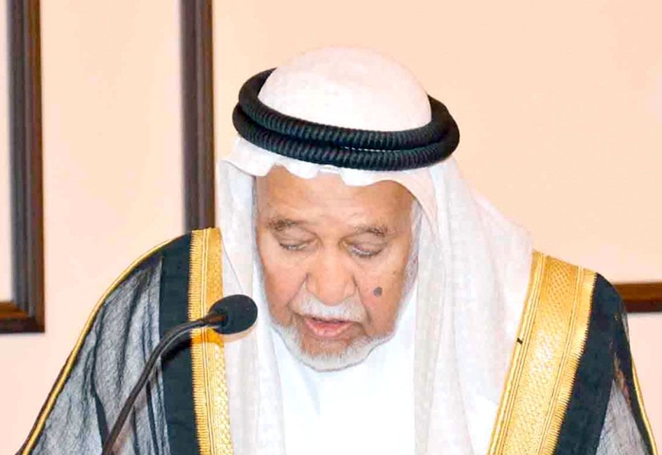 عبدالله بن خالد: البحرين تعتز بإسهامات المحسنين في بناء المساجد 