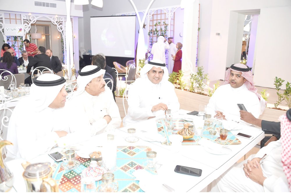 الوتيد: سنضخ مزيدًا من الاستثمارات في قطاع الاتصالات