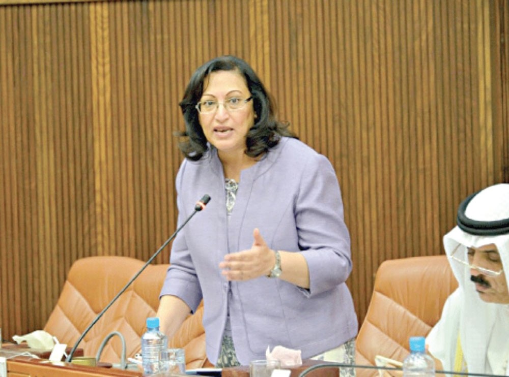 الصالح: استقالة 37 إداريًا بـ“الصحة” وإحالة 40 طبيبًا للتقاعد