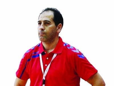 يد الأهلي تقترب من المدرب رشيد شريح