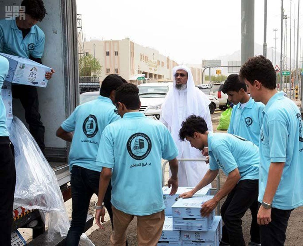 جمعية توفر 48 ألف عبوة ماء