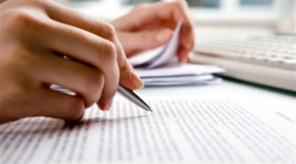 أخطاء إملائية تكشف تزوير 3 أشخاص لتقرير طبي قدموه لشركة تأمين