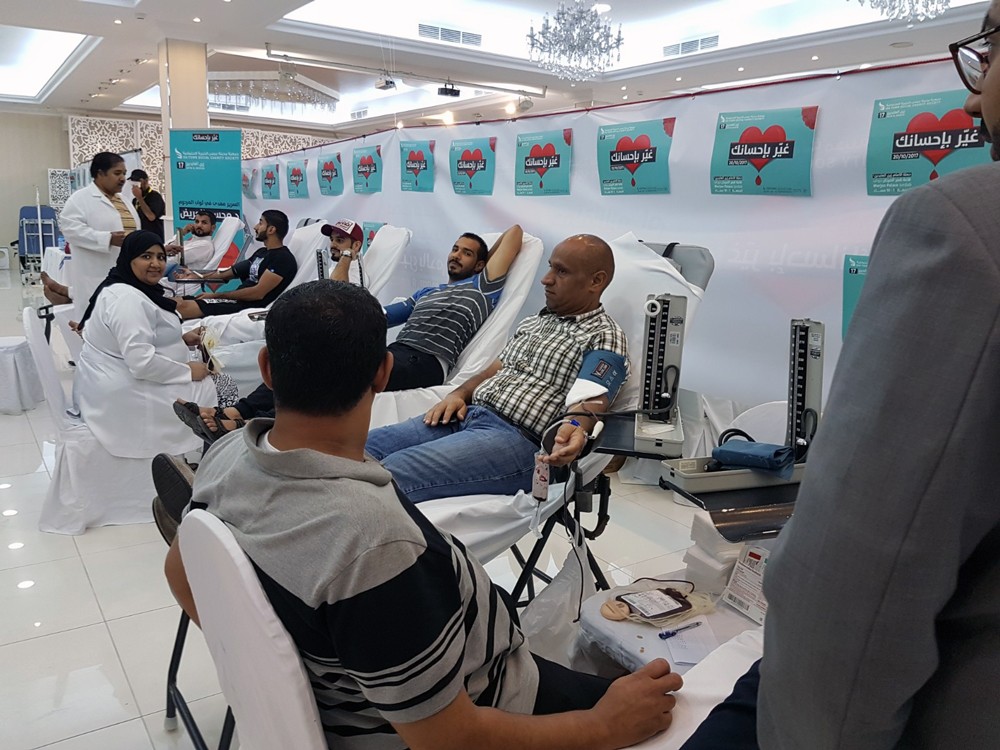 حملة زين العابدين " 400 " وحدة دم في نسختها السابعة عشر