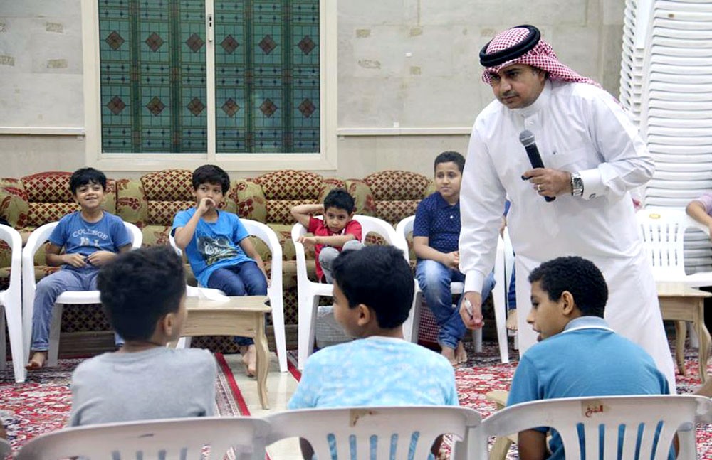 المرخ الخيرية تنظم "المتحدث المتميز"