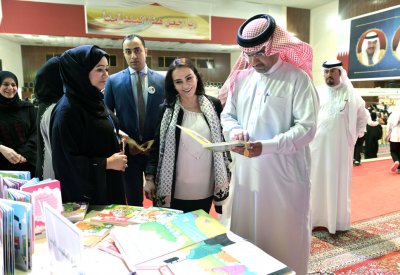 التربية تفتتح معرض تحدي القراءة العربي للكتاب