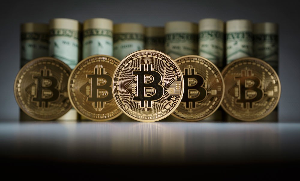 بيتكوين تتخطى 109 آلاف دولار وسط زخم صعودي وترقب للمحادثات التجارية