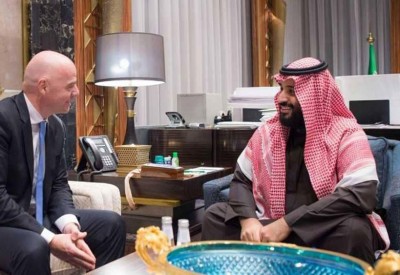 محمد بن سلمان يبحث التعاون الثنائي مع رئيس "الفيفا"