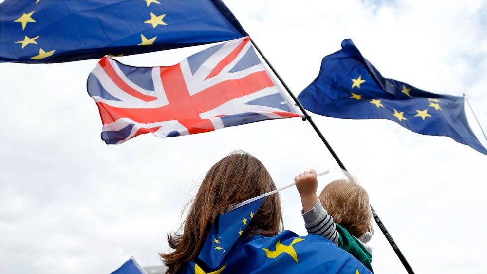 تصنيف ديون بريطانيا لم يتأثر بمحادثات الـ Brexit