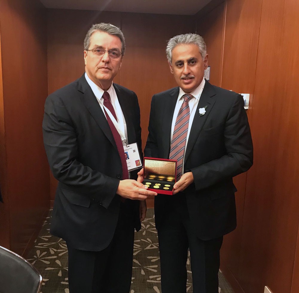 وزير الصناعة والتجارة والسياحة يجتمع بمدير عام منظمة التجارة العالمية
