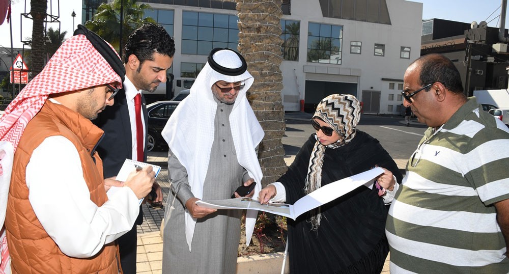 وكيل شئون البلديات يعلن انطلاق المرحلة الثالثة لتطوير مجمع 338 في العدلية بتكلفة مليون دينار