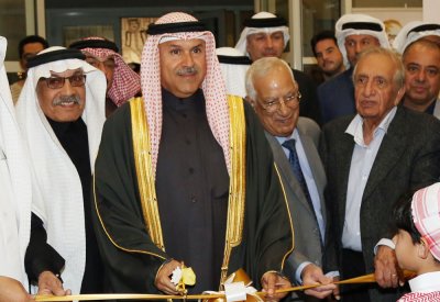 محافظ العاصمة يفتتح المعرض التشكيلي "الخيل والبادية" بنادي النجمة