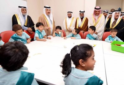 حميدان: تطوير الخدمات الاجتماعية للأسر البحرينية