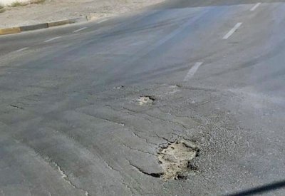 البلدي بوعنق يكشف عن مشكلة تضرر الشوارع وضعف الجودة فيها